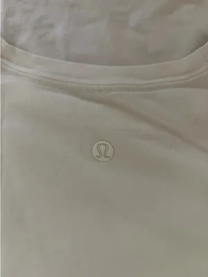 Lululemon Short Sleeve thumbnail 2