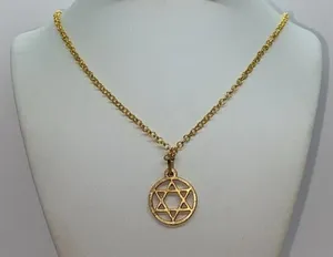 Gold-Tone Star Pendant Necklace thumbnail 1