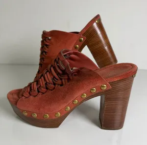 Michael Kors Women’s Sz 9 Rust Suede Woven Studded Platform Clog Heel Sandals thumbnail 1