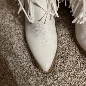 BEAST FASHION White Fringe Heeled Boots thumbnail 5