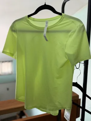 Lululemon shirt  thumbnail 1