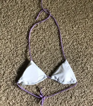 Victoria Secret Swim Top Sz XS thumbnail 2