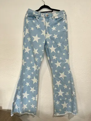 Madden Girl Steven Madden Light Blue Star-Print Flared Jeans Size 28 thumbnail 2
