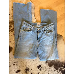 MOTHER The Weekender‎ Fray In Swimming Pool Sunday Size 28 thumbnail 2