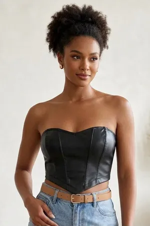 SHEIN Black Faux Leather Strapless Corset Crop Top with Sweetheart Neckline‎ thumbnail 1