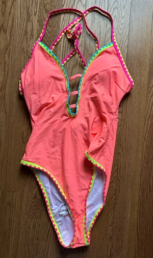 NWT POPVIL Vibrant Pink One-Piece Swimsuit thumbnail 1