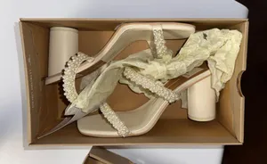 Dolce Vita White Pearl Heels Size 8.5 thumbnail 1