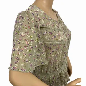 LoveRiche Boho Chic Women’s Sz M Ruffle Dress Mini Button Front Floral Crochet thumbnail 4