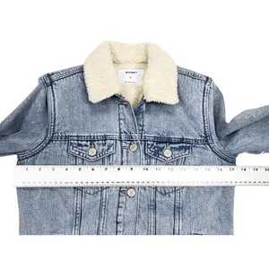 Old Navy Light Wash‎ Denim Jean Sherpa Jacket Size XS thumbnail 4