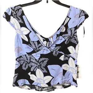 NWT Free People ‘Into The Groove Floral Cropped Blouse’ thumbnail 1