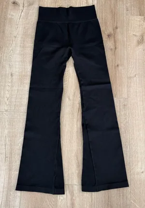 OQQ Ribbed Flare Leggings Black High Rise Yoga Pants XL thumbnail 1
