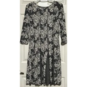 Sami & Jo‎ Women's Lace Embroidered Black Cream 3/4 Sleeve Dress Size M thumbnail 2