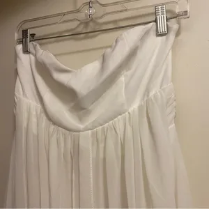 Lulus Womens White Strapless Gown Dress Formal Flowy With Sash M 34” Wedding thumbnail 2