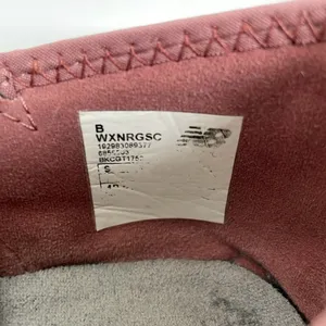 Size 9 new balance shoes thumbnail 3
