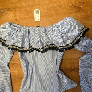 Bell Sleeve top thumbnail 2