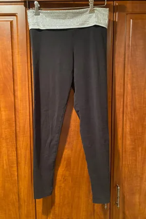 PINK - Victoria's Secret Yoga Leggings thumbnail 1