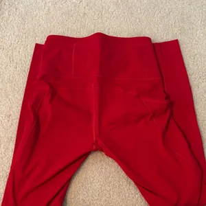 Lululemon Vibrant Red Leggings thumbnail 2
