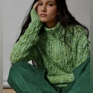 Urban Outfitters BDG Killian Quarter-Zip Pointelle Green Knit Sweater Sz M NWOT thumbnail 1