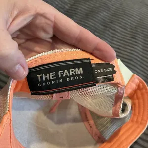 Goorin Bros The Farm Queen Bee Trucker Hat Coral Pink White Mesh Snapback Cap thumbnail 8