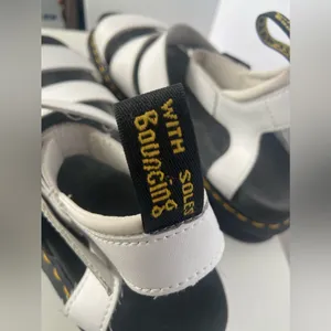 Dr Martens thumbnail 2