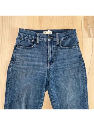 Madewell Classic Straight Jean Size 26 thumbnail 2