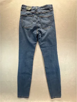 Wild Fable Women’s Size 10 Highest Rise Skinny Distressed Jeans Medium Wash thumbnail 5