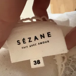 Sézane White‎ Embroidered Cotton Top Size 38 US 6 thumbnail 5