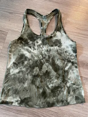 Lululemon Tank thumbnail 1