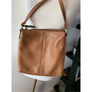 FOSSIL Brown Leather Crossbody Bag/Purse/Satchel, Non-Adjustable Strap thumbnail 2