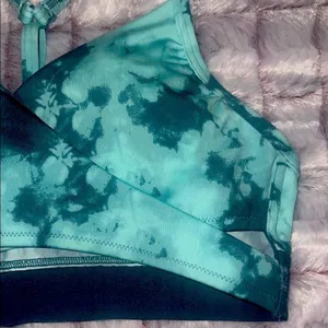 PINK Victoria's Secret‎ Green Sports Bra Intimates thumbnail 6