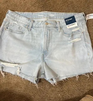 Old Navy Shorts thumbnail 1