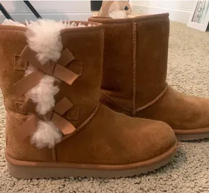 Koolaburra by UGG Brown Fuzzy Boots thumbnail 3