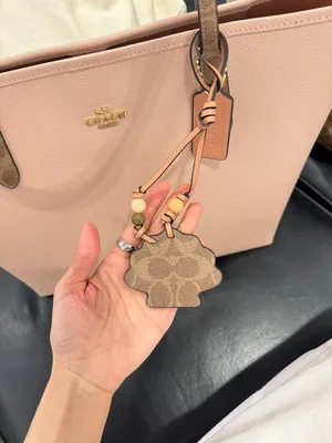 NWT Coach City Tote Bag With Shell Charm CBH78, Cream/Tan thumbnail 4