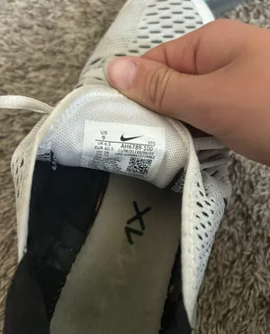 Nike Air Max 270 Shoes thumbnail 5