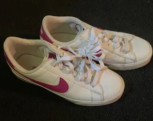 Nike Women's White Sneakers with Pink Swoosh thumbnail 1
