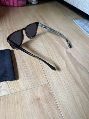 Quay Unplugged Polarized Sunglasses thumbnail 3