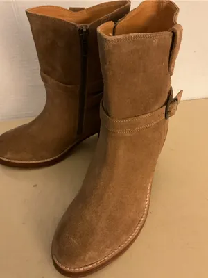 Frye Women's Suede Chelsea Heeled Boots US 6.5 thumbnail 8