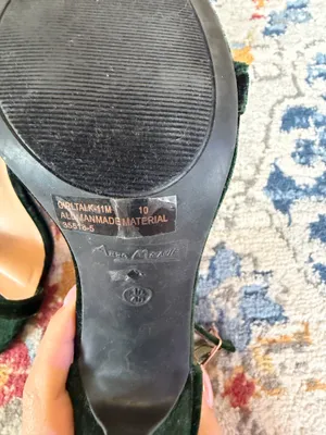 Anne Mitchell’s Green Velvet heels thumbnail 6