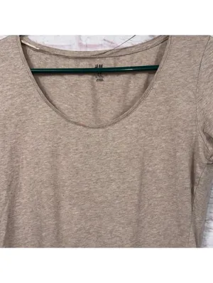 H&M Medium Beige Tshirt thumbnail 2