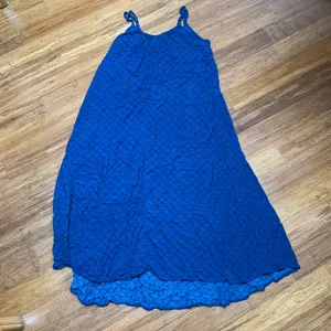 Torrid Blue Mermaid Scale Sleeveless Maxi Dress Plus Size 1X 40125454 thumbnail 4
