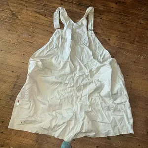 Looney Tunes Vintage tan embroidered Tweety 26/28W bib overalls thumbnail 5