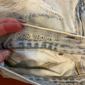 American Eagle Mom shorts thumbnail 4