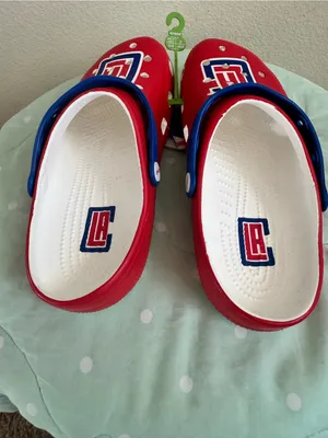 NWT CROCS Los Angeles Clippers NBA Classic Clogs Womens size 11 thumbnail 8