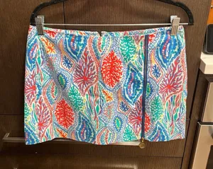 Lilly Pulitzer women's 6 Skort Red Blue Turquoise White Rear Zip Flat‎ Front thumbnail 1