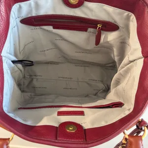 Isaac Mizrahi Bridgehampton Burgundy Cognac Leather Tote‎ Messenger Turnlock Bag thumbnail 14