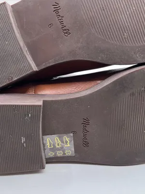 Madewell The Clearly Chelsea Boot in Leather size 6 brown thumbnail 14