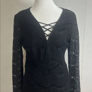 Xhilaration Women Black Lace Long Sleeve Dress Size M LACE thumbnail 2