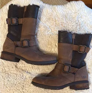 Ugg zip up boots thumbnail 1