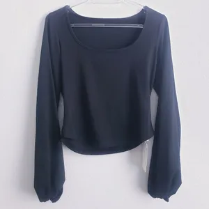 REVOLVE/Minimalist Lovers Commense Puff Sleeve Blouse thumbnail 2