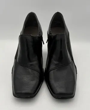 Women’s Aerosoles Size 8 Black Leather Ankle Boot Heels thumbnail 1
